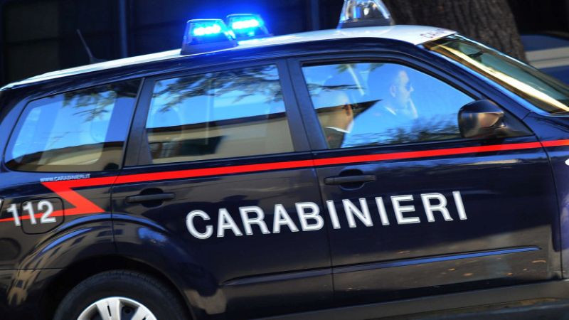 В Италия задържаха български тираджия, скрил 81 кг марихуана сред булчински рокли